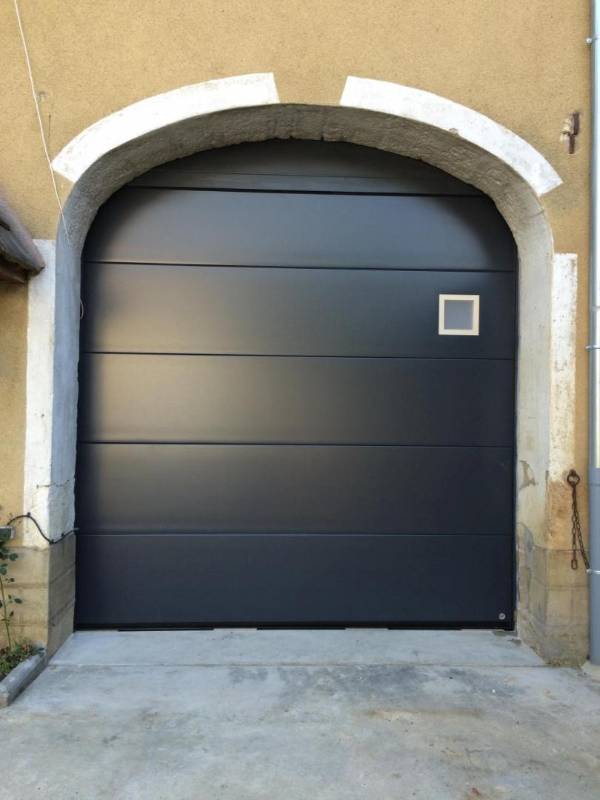 Motorisation portes de garage - All-Port fabricant de portes